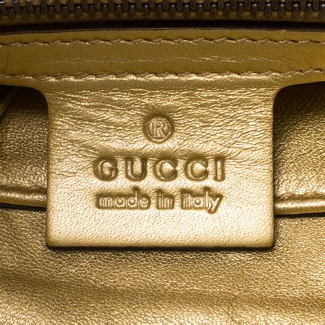 gucci réplica|Gucci Bag Authentication: 8 Steps To Spot a Fake .